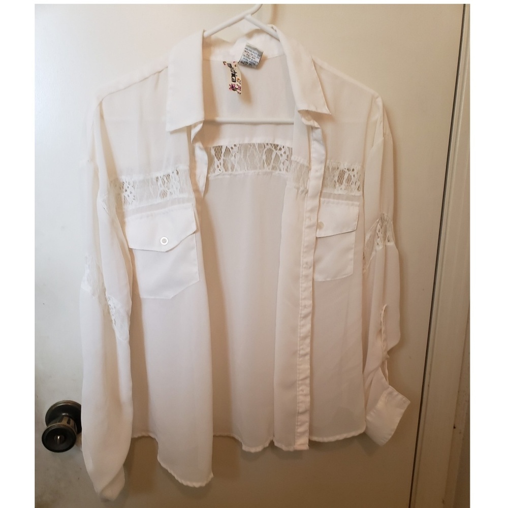 Off-White Button-up w/Lace Accents